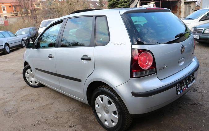 Volkswagen Polo cena 14799 przebieg: 196000, rok produkcji 2007 z Gniew małe 106